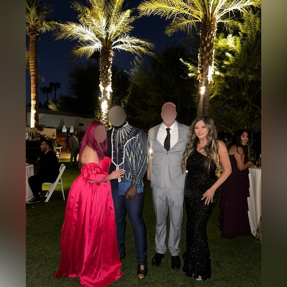 Elegant Black Sequin Gown one shoulder - Picture 9 of 11